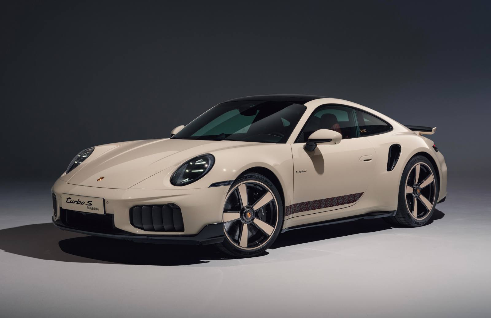 Porsche 911 992.2 Turbo S Sadu Edition